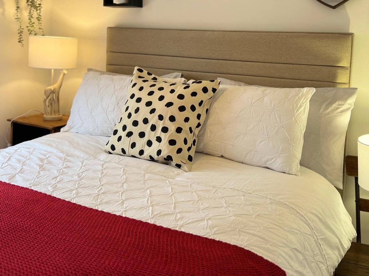 The Farthings, Romsey Apartment ภายนอก รูปภาพ