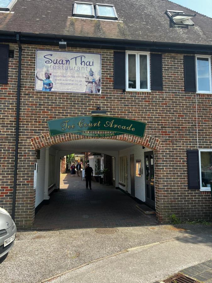 The Farthings, Romsey Apartment ภายนอก รูปภาพ